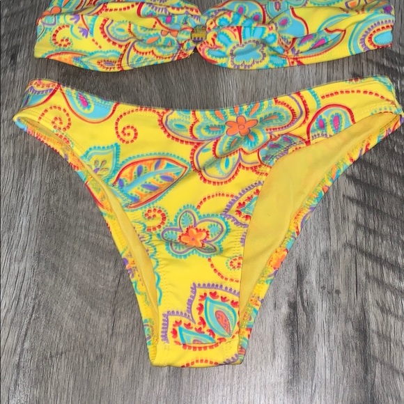 NWOT Brazilian Bikini Set One Of A Kind - Picture 3 of 6